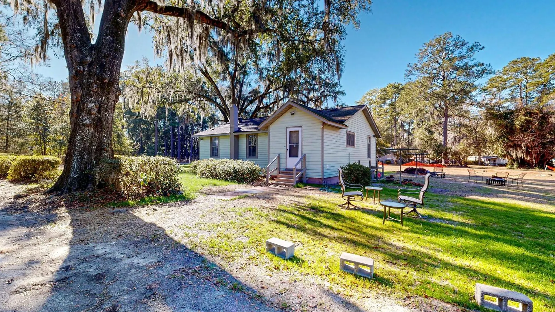 Farmhouse Experience Savannah